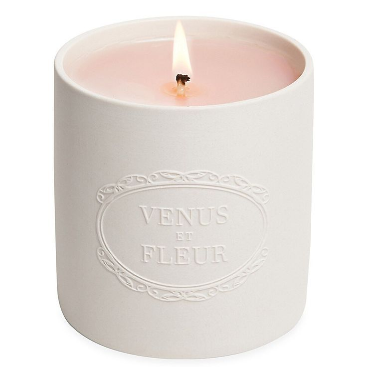 Venus et Fleur White Ceramic Scented Candle